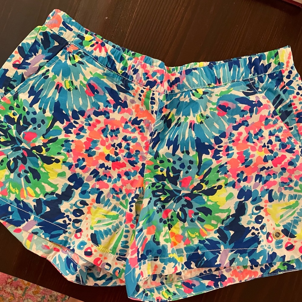 Lilly Pulitzer 5” inseam shorts